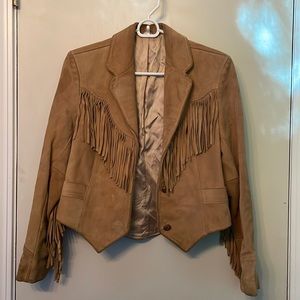 super cute 80s fringe suede  retro cowgirl vibes